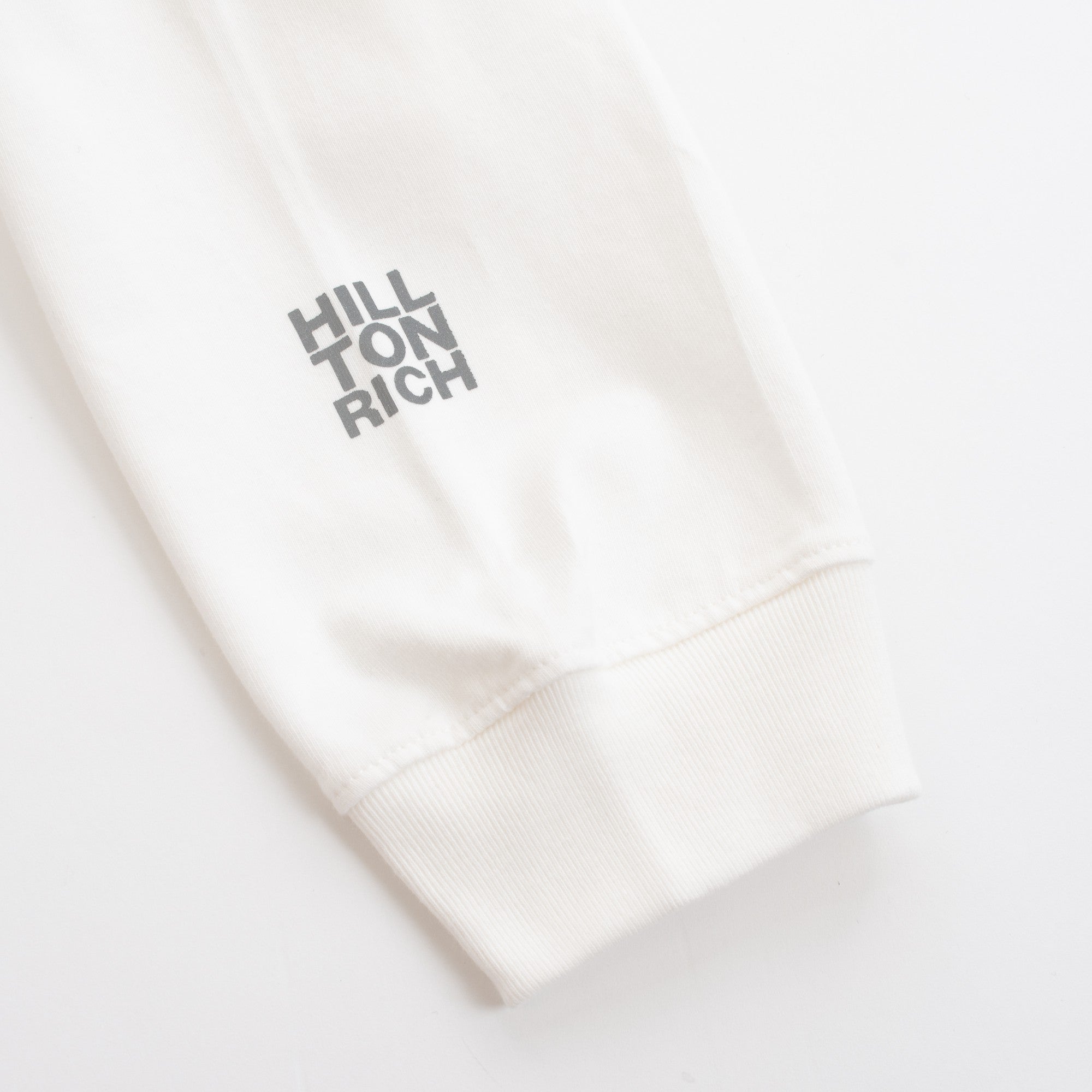 HILLTON RICH ReflectionバックcolorLOGO ロンT WHITE / ロングスリーブ Tシャツ ヒルトンリッチ